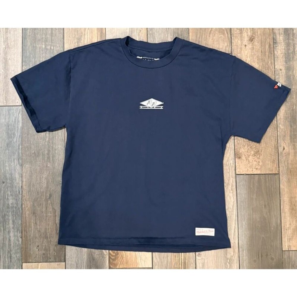 Rare Mitchell & Ness 40/40 Club x Jay-Z Tshirt